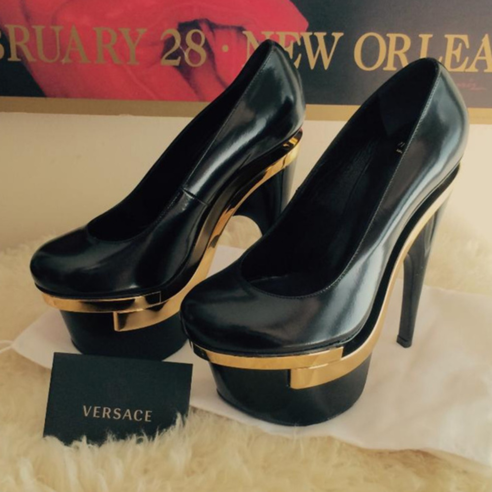 Versace Floating Pumps